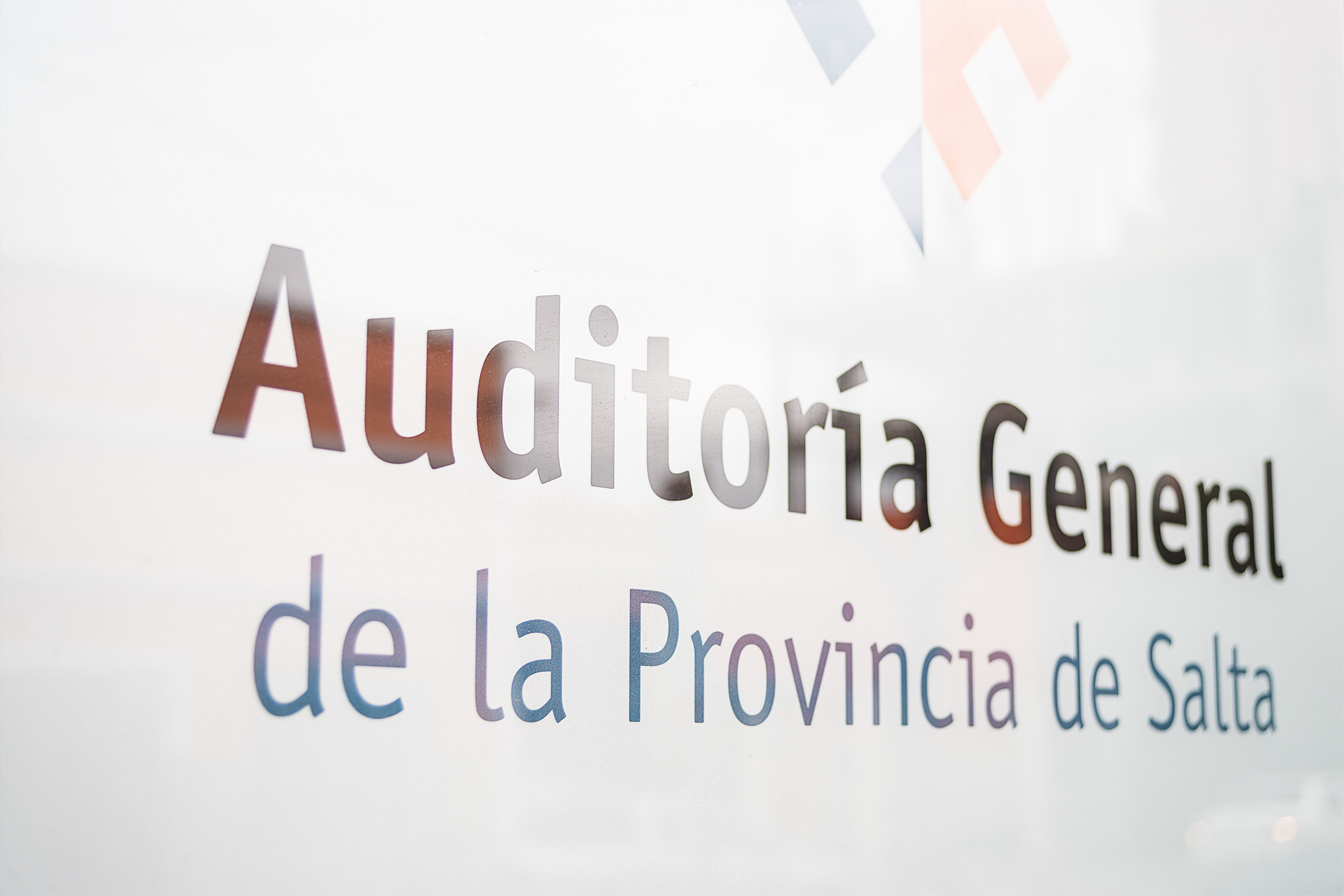 LA AUDITORIA GENERAL SE SUMA CON APORTES AL FONDO SOLIDARIO DE LA PROVINCIA EN LA EMERGENCIA SANITARIA COVID19